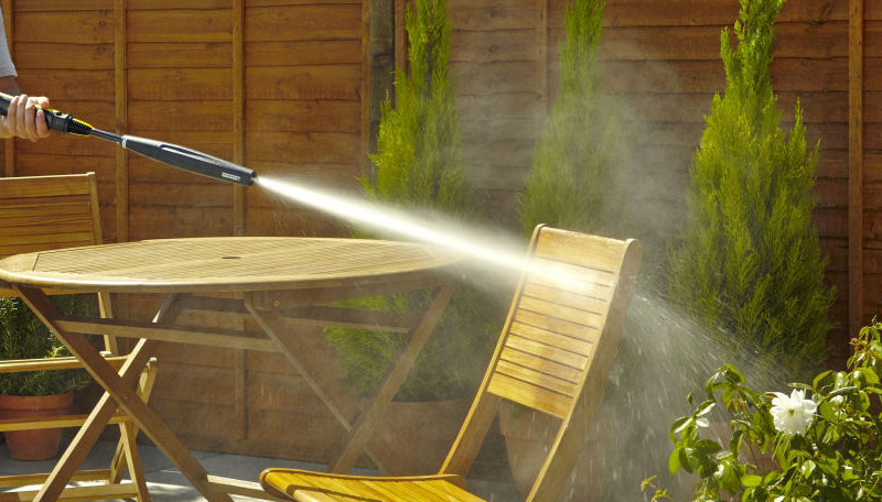 Cleaning Tips For Your Outdoor Furniture