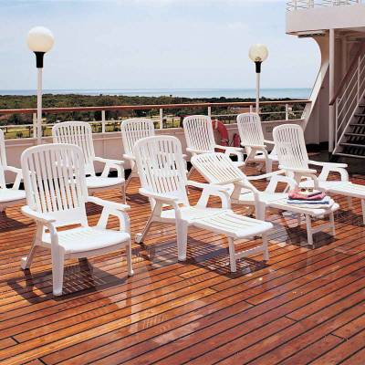 Bahia Stacking Deck Chair - Image 3